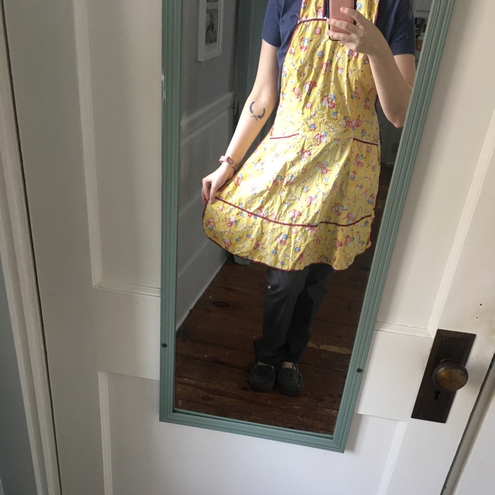 1940/50 Vintage Apron - Amazing condition 🧵